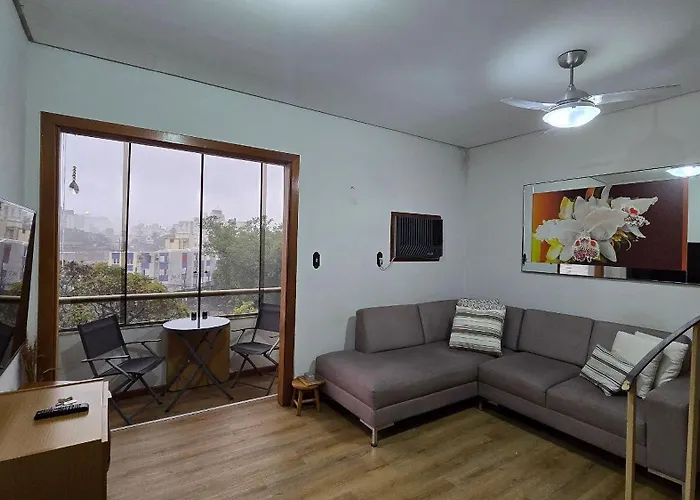 Tri Excelente Localização Com Garagem! Porto Alegre
