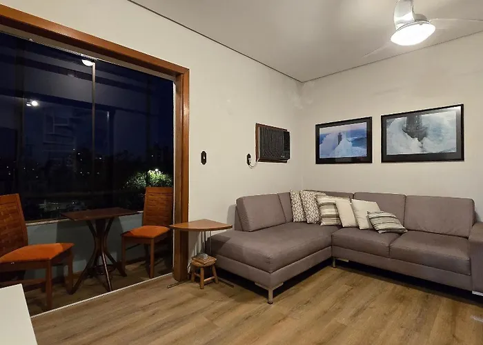 Tri Excelente Localização Com Garagem! * Porto Alegre